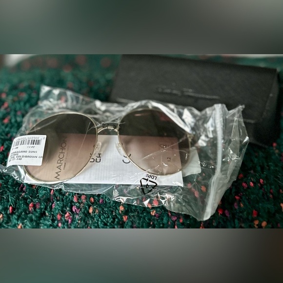 Ferragamo SF299S 60mm Round Sunglasses NWT Full Set Gold/Brown Rare main image 12
